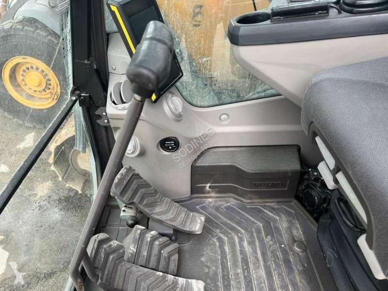 Rýpadlo Volvo