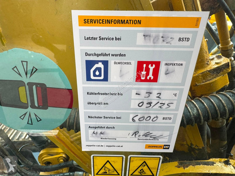 Lopatový nakládač Caterpillar NG 07B .