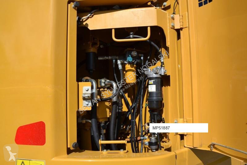 Excavator Caterpillar 325FL