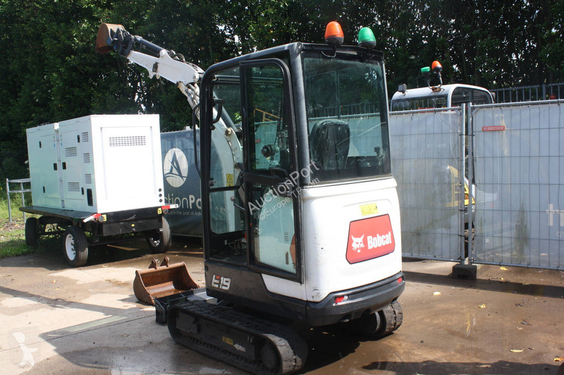 Rýpadlo Bobcat E19