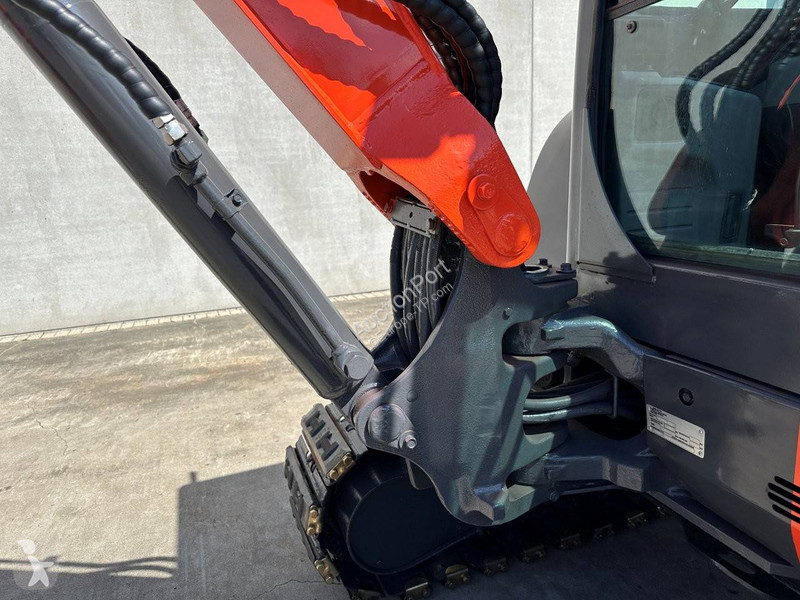 Pelle Kubota Kubota