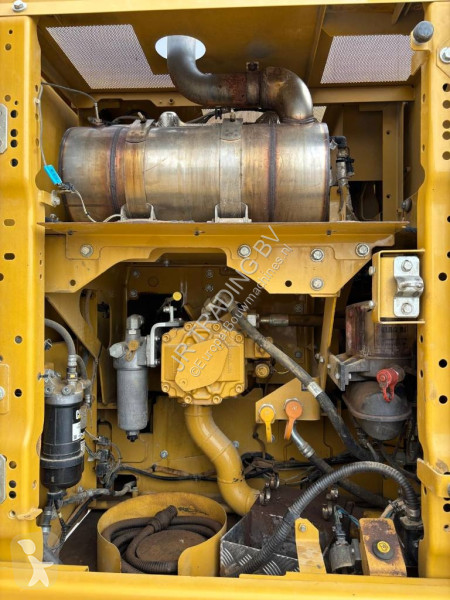 Escavatore Caterpillar 320