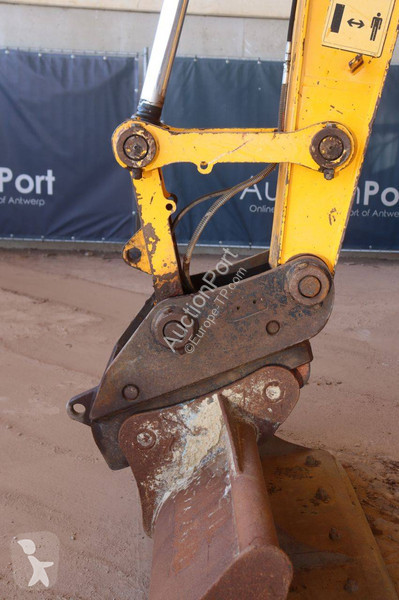 Excavator JCB