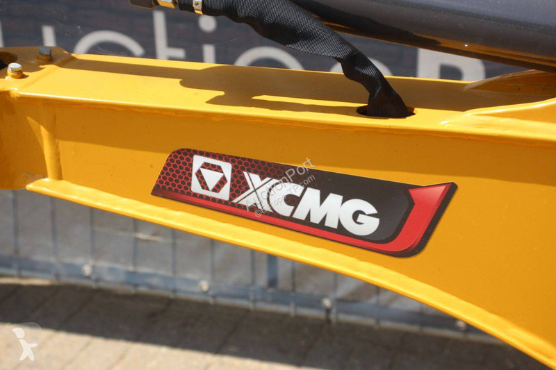 Excavator XCMG XE10E