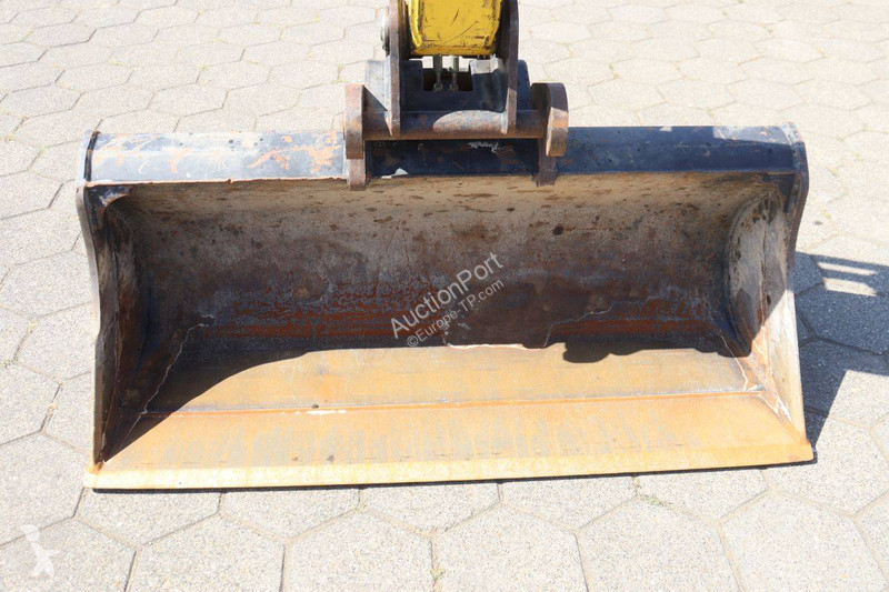 Lopatový nakládač Neuson EZ50
