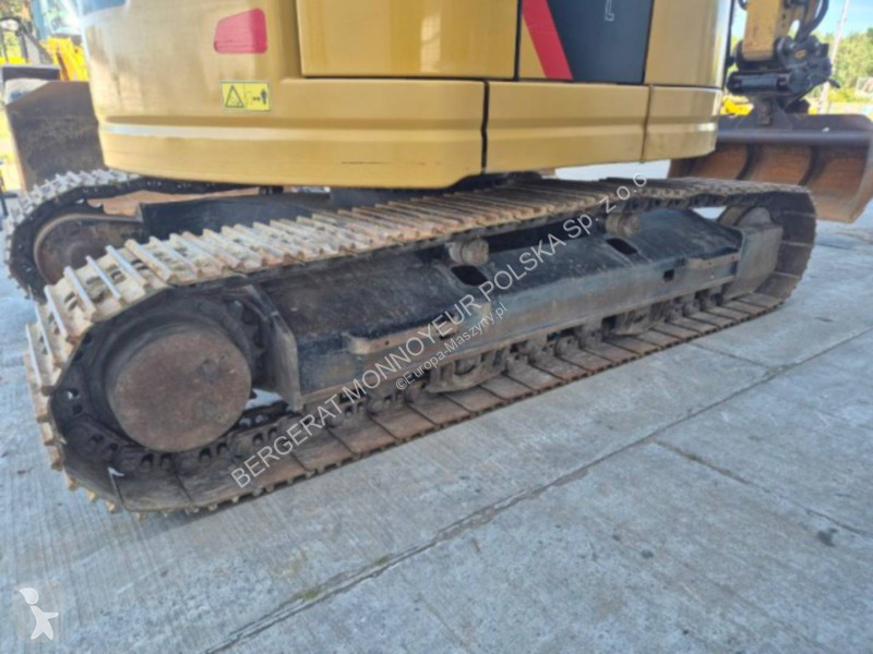 Lopatový nakládač Caterpillar 325FLCR