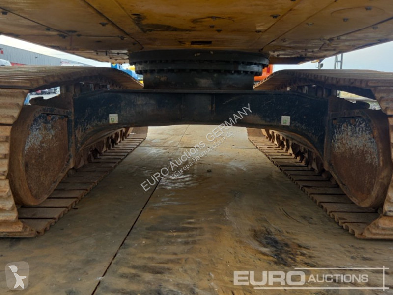 Багер Komatsu LC-11E0