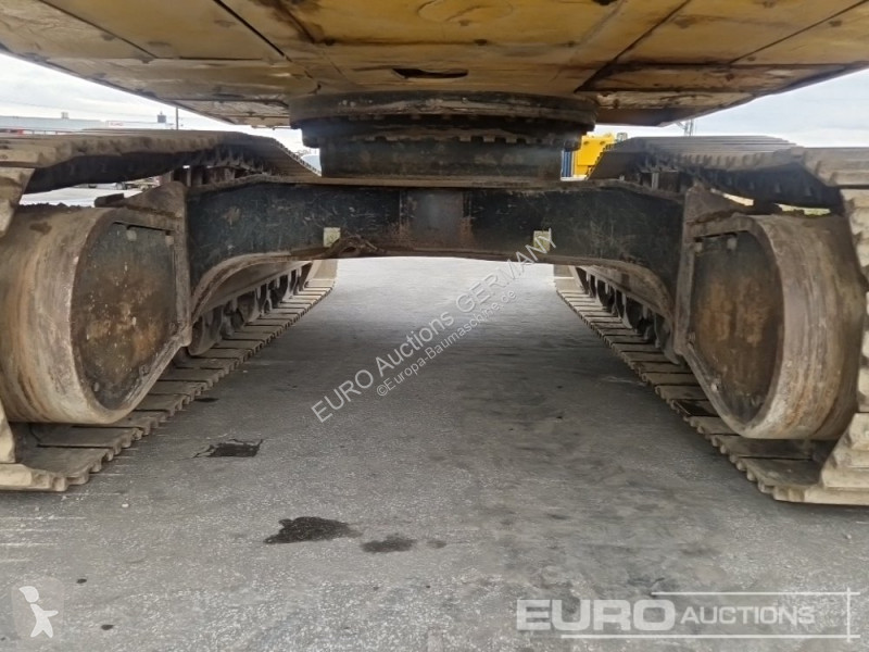 Lopatový nakládač Komatsu NLC-11