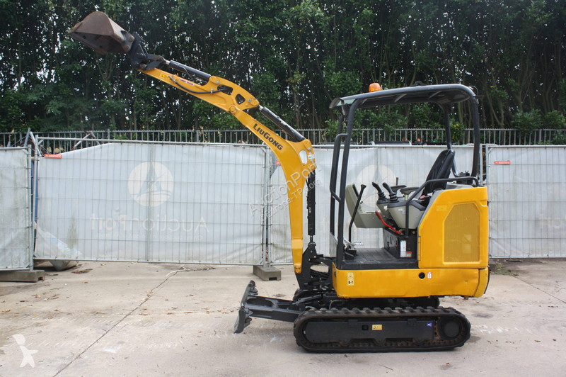 Excavadora LiuGong 908H