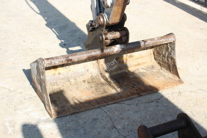Excavadora Kubota α2
