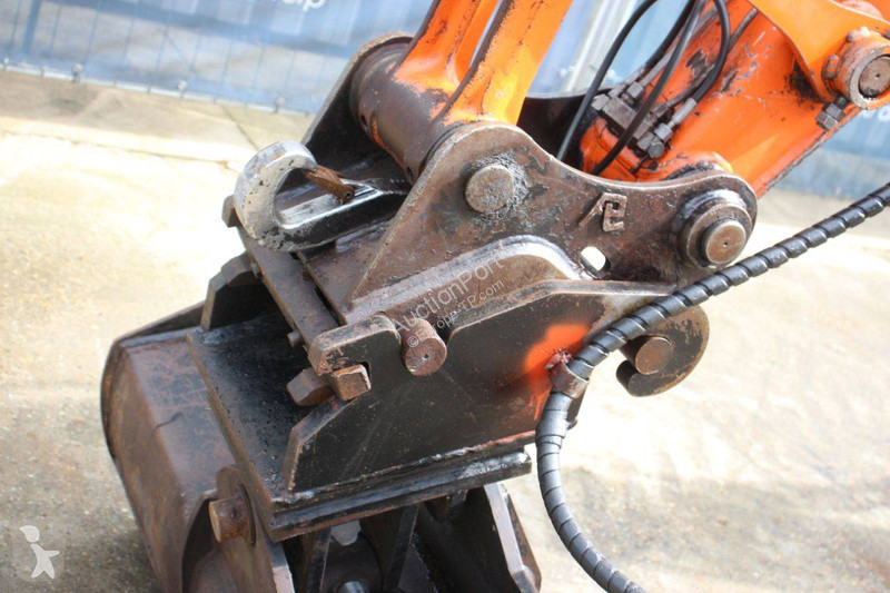 Excavadora Hitachi