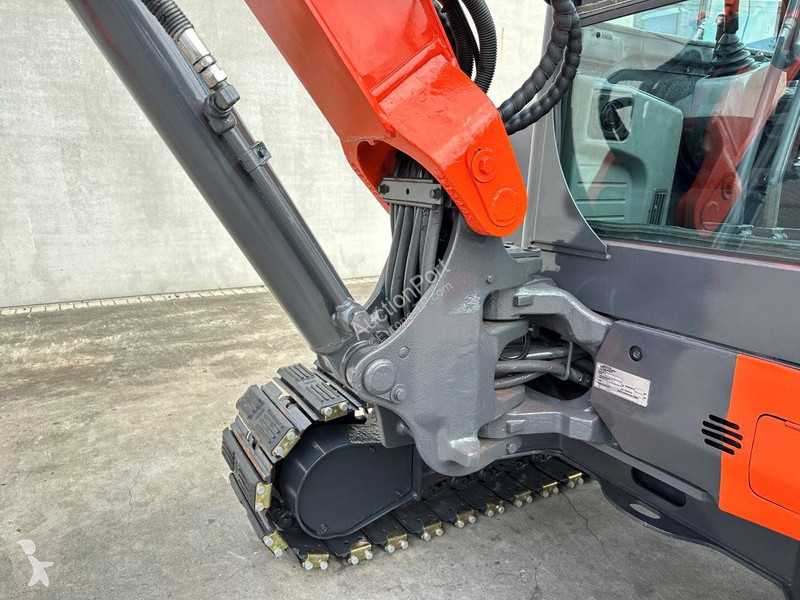 Excavadora Kubota KX155-3SZ