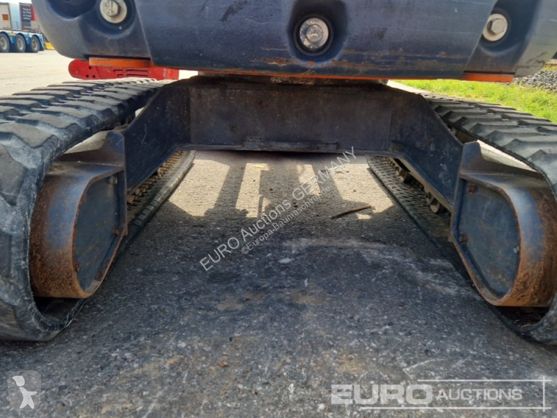 Багер Kubota U274