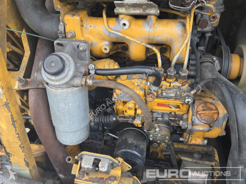 Багер Komatsu PC25-1