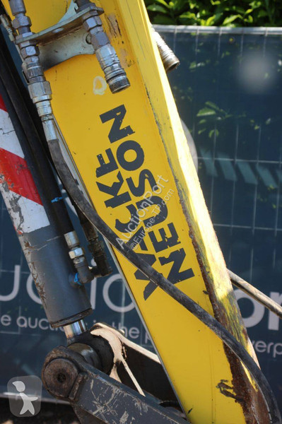 Excavadora Neuson 6503