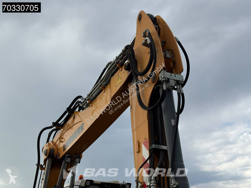 Багер Liebherr A920