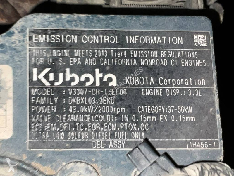 Багер Kubota KX 080-4