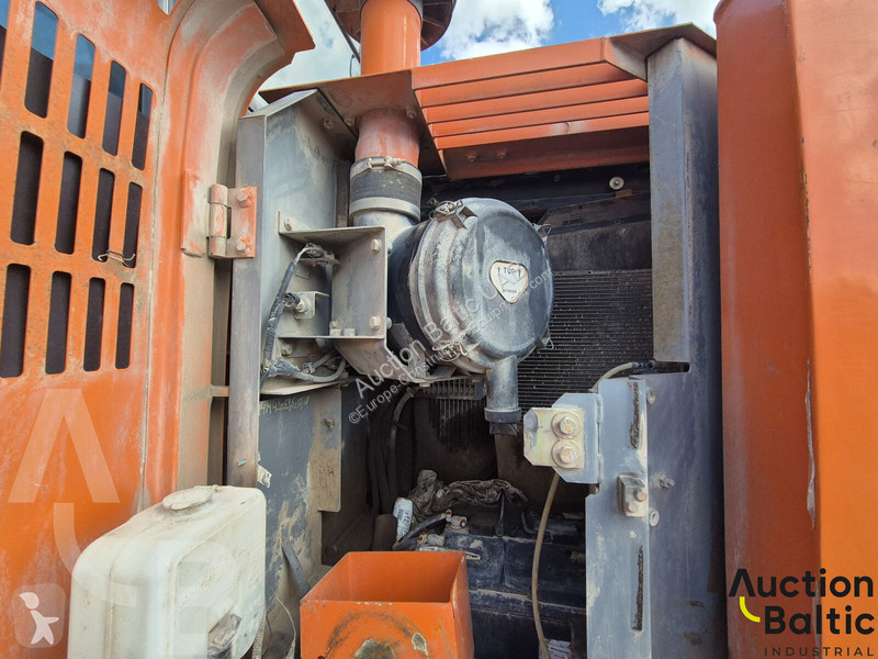 Багер Hitachi 225UsLC-3