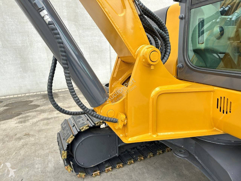 XCMG DA excavator