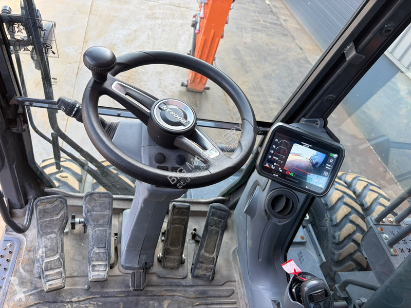 Graafmachine Develon DX160W-7