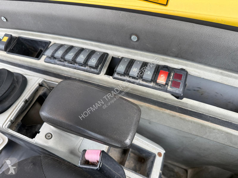 جرافة Wacker Neuson