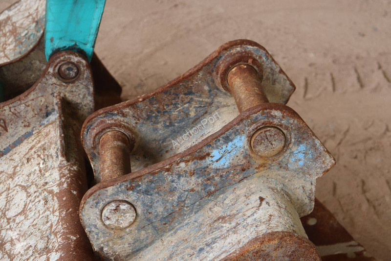جرافة Kobelco 8