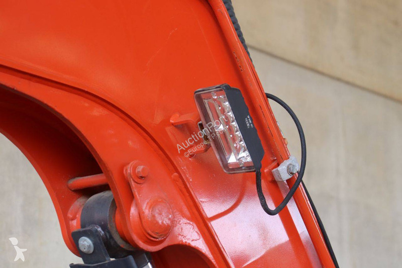 Excavadora Kubota SZ