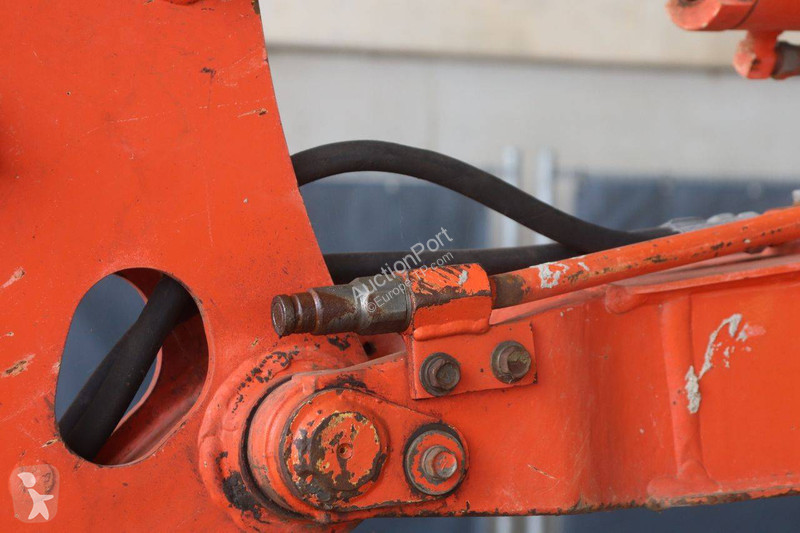 جرافة Kubota -3EU