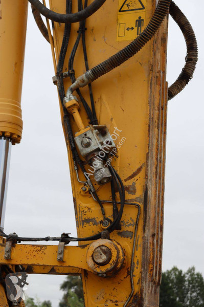 Excavadora Komatsu LC-11