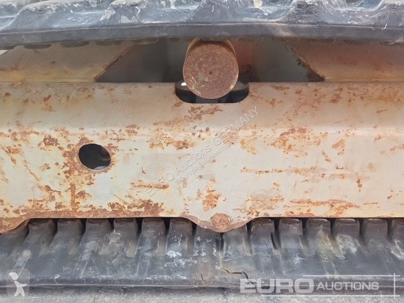 جرافة Volvo ECR25D
