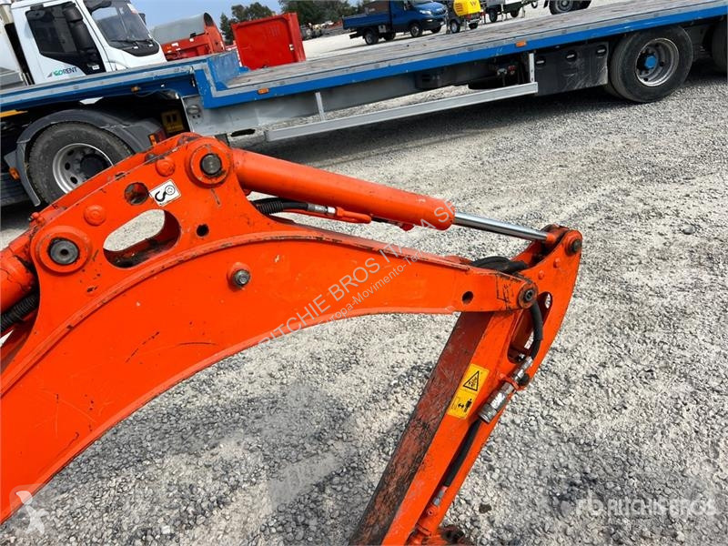 جرافة Kubota