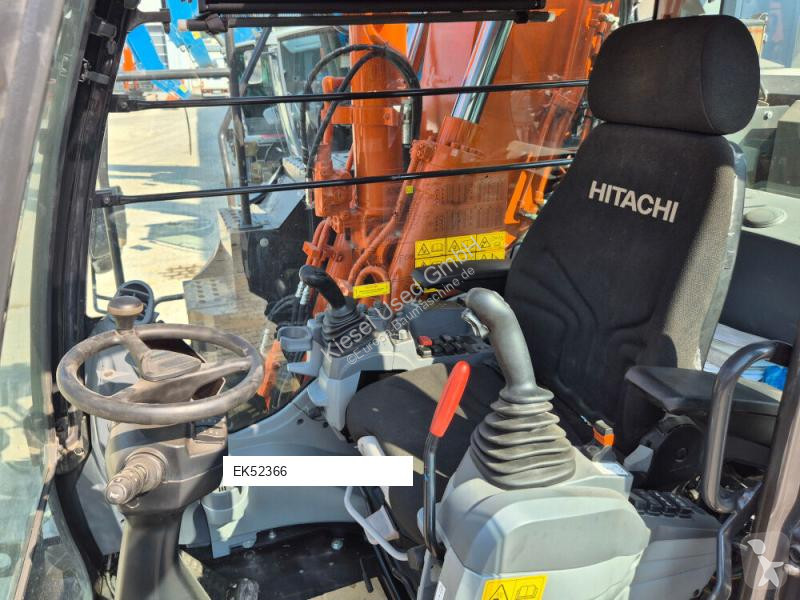 جرافة Hitachi ZX175W-7