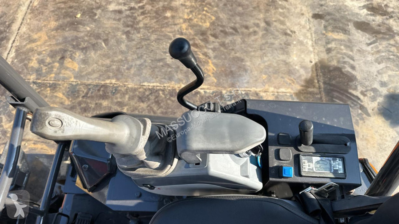 Lopatový nakládač Hitachi ZX19U-5A YR