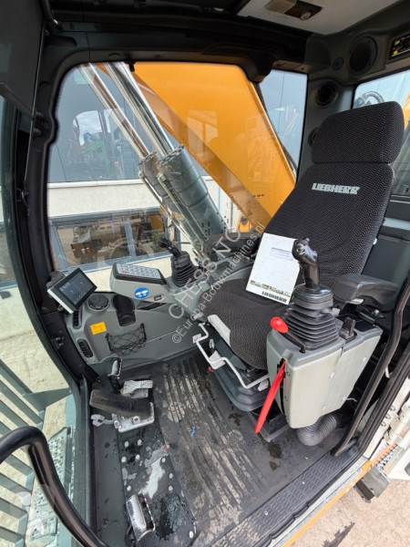 Skovel Liebherr - -