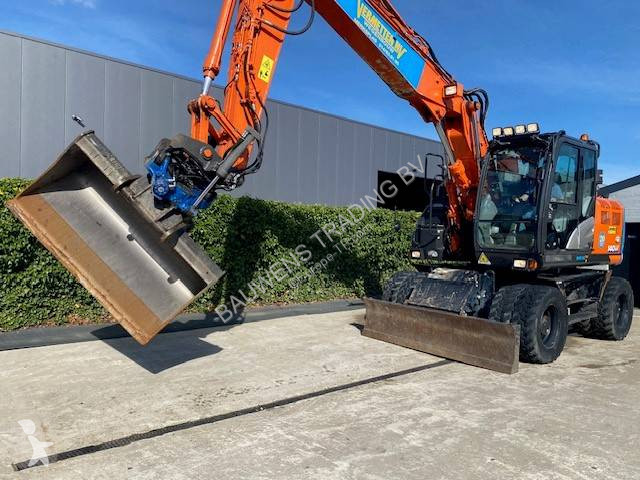 Skovel Hitachi 140 W-6