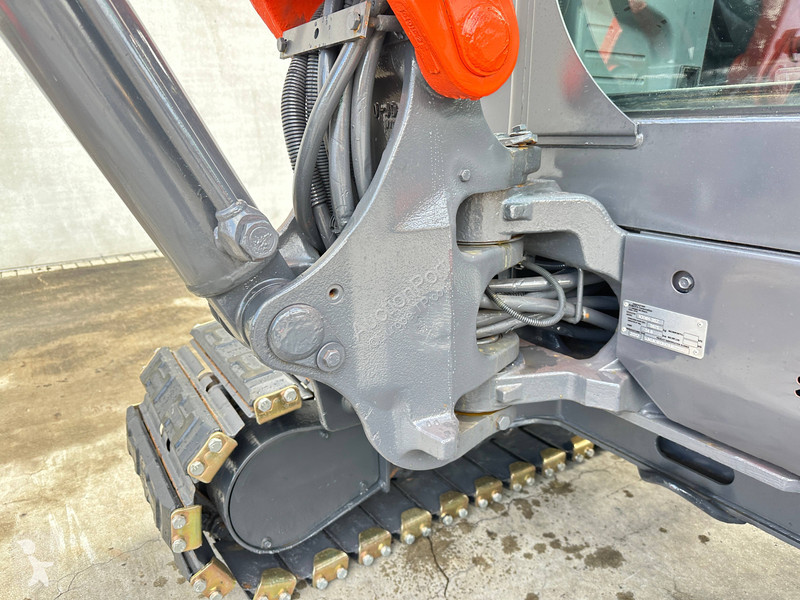 Skovel Kubota SZ