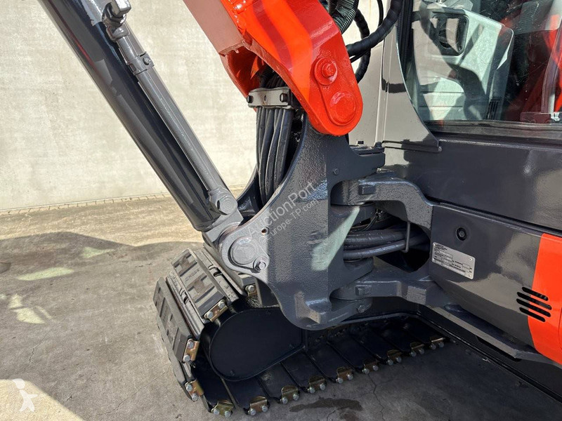 Skovel Kubota SZ