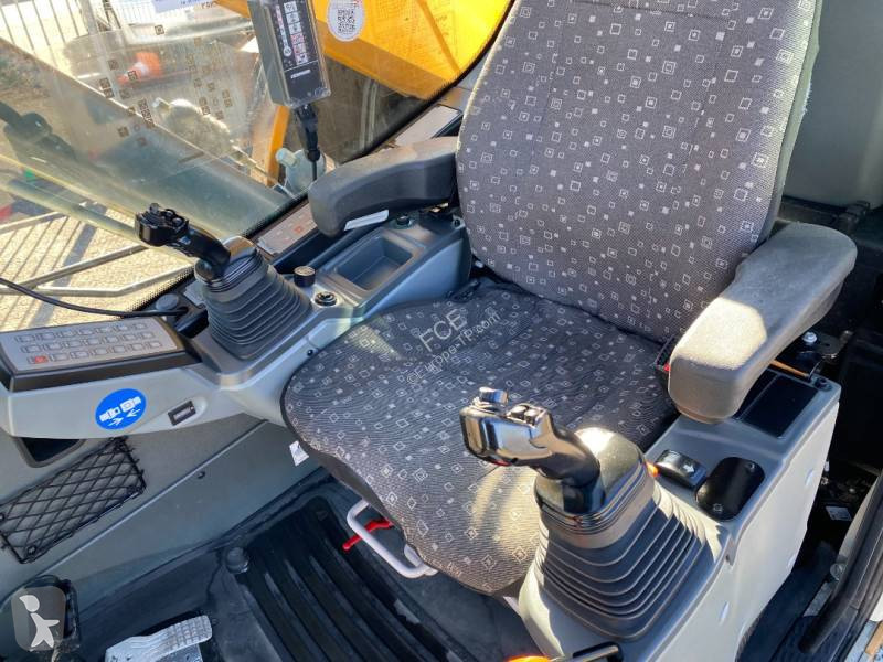 Lopatový nakládač Liebherr LH 26 M...