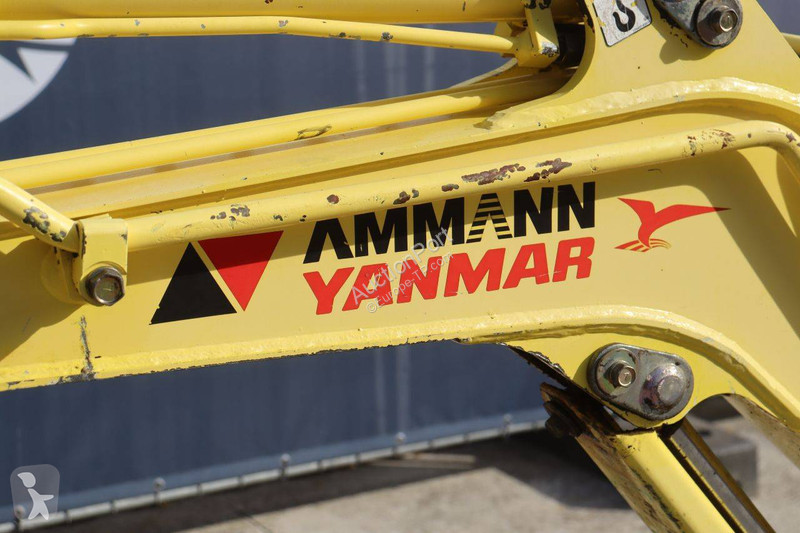 Pelle Yanmar ViO10-2A