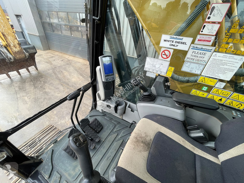 Pelle Caterpillar 320FL