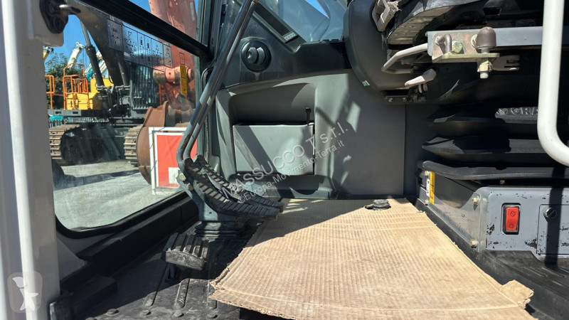 Excavadora Takeuchi TB2150R