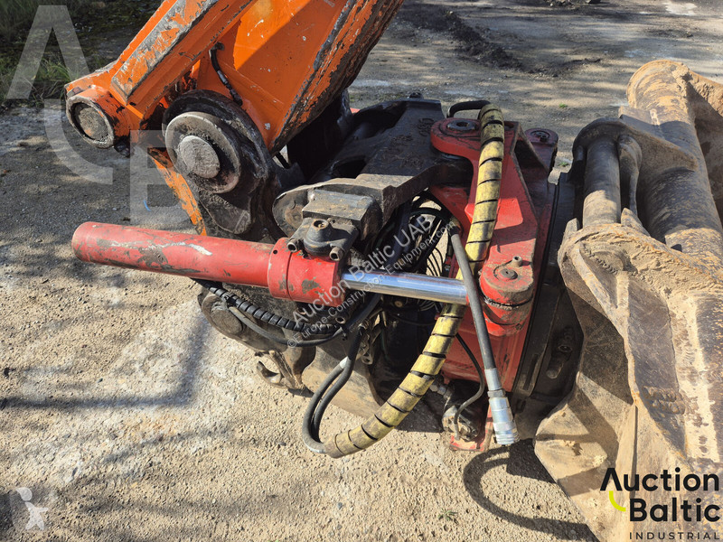 Excavator Hitachi LC3