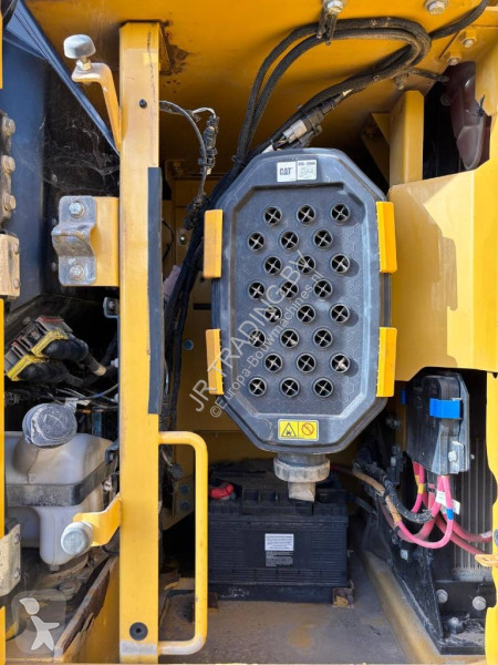 Pelle Caterpillar 330 (NEXT GEN)