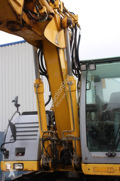 Pelle New Holland MH5