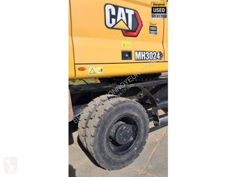 Pelle Caterpillar MH3024