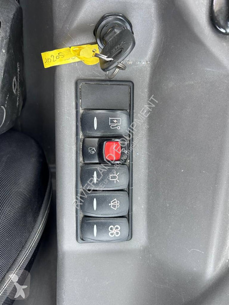 Pelle Volvo ECR25 Electric – 100% Electric...
