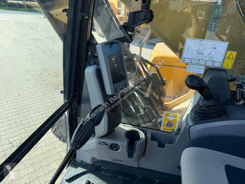 Excavator Caterpillar 326 F L