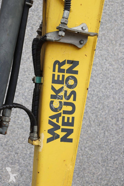 Pelle Neuson 6003
