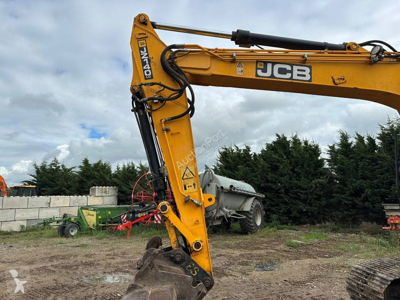 Pelle JCB LC