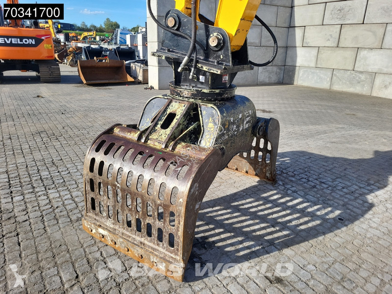 Pelle JCB JS175 Lift Cabin